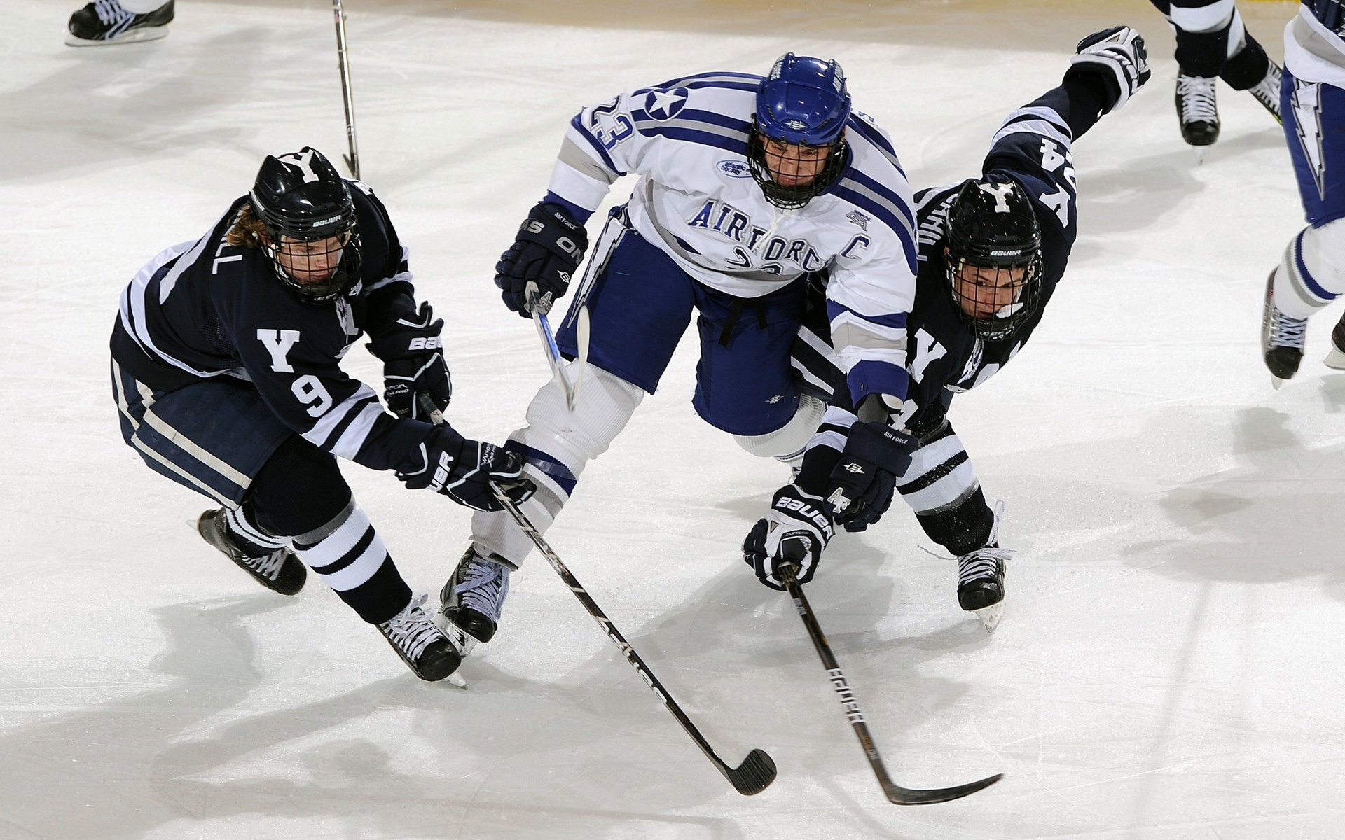 “诺克·达维德·彼得森:南非队攻守平衡的关键人物”